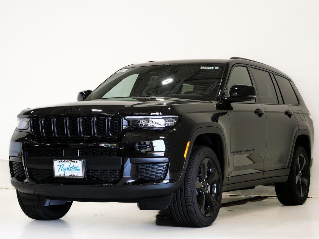 new 2025 Jeep Grand Cherokee L car, priced at $42,656