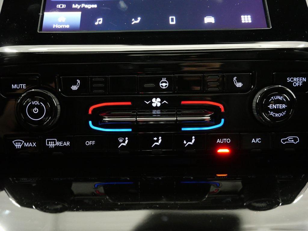 new 2025 Jeep Grand Cherokee L car, priced at $42,656