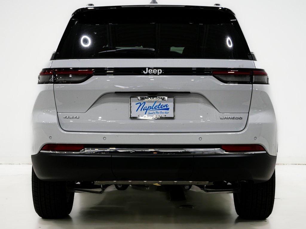 new 2025 Jeep Grand Cherokee car, priced at $37,128