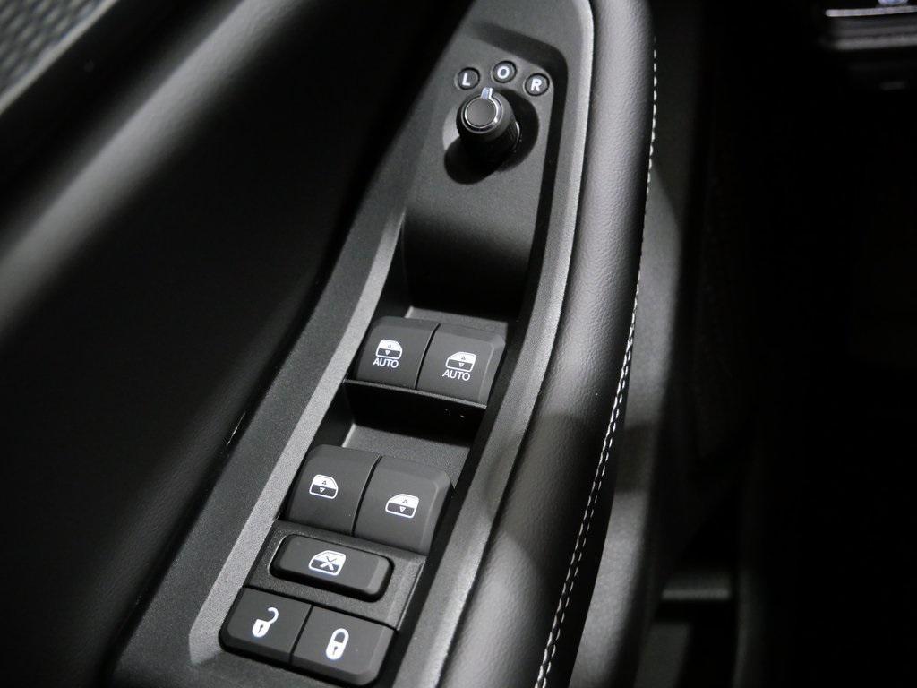 new 2025 Jeep Grand Cherokee car, priced at $37,128