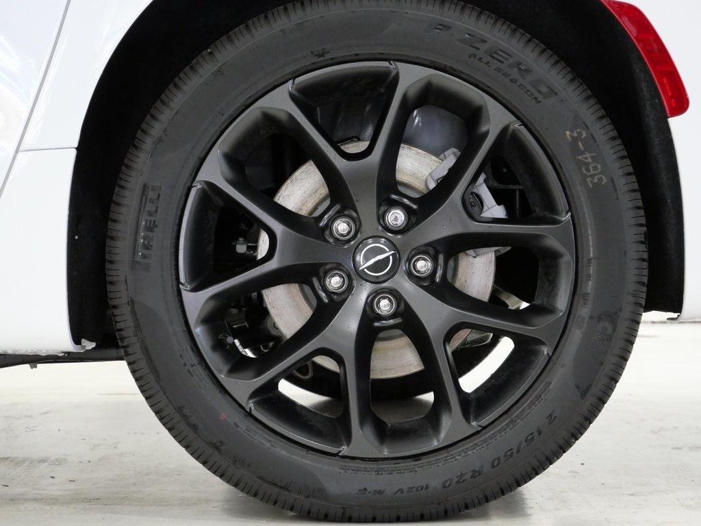 new 2026 Chrysler Pacifica car, priced at $47,427