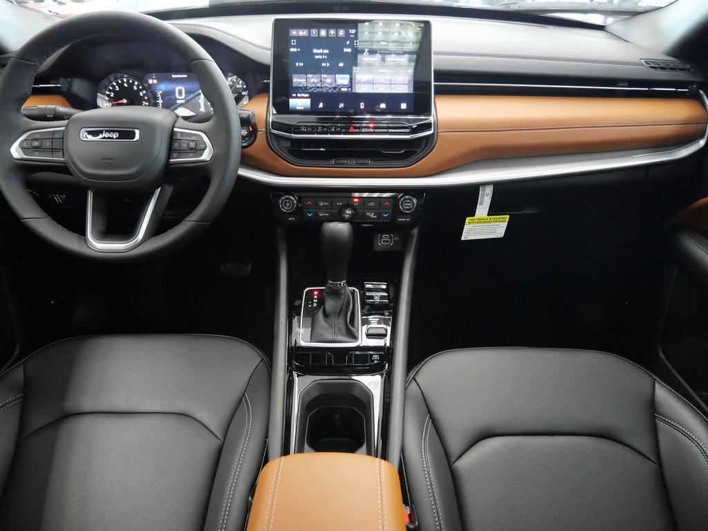 new 2025 Jeep Compass car, priced at $28,762
