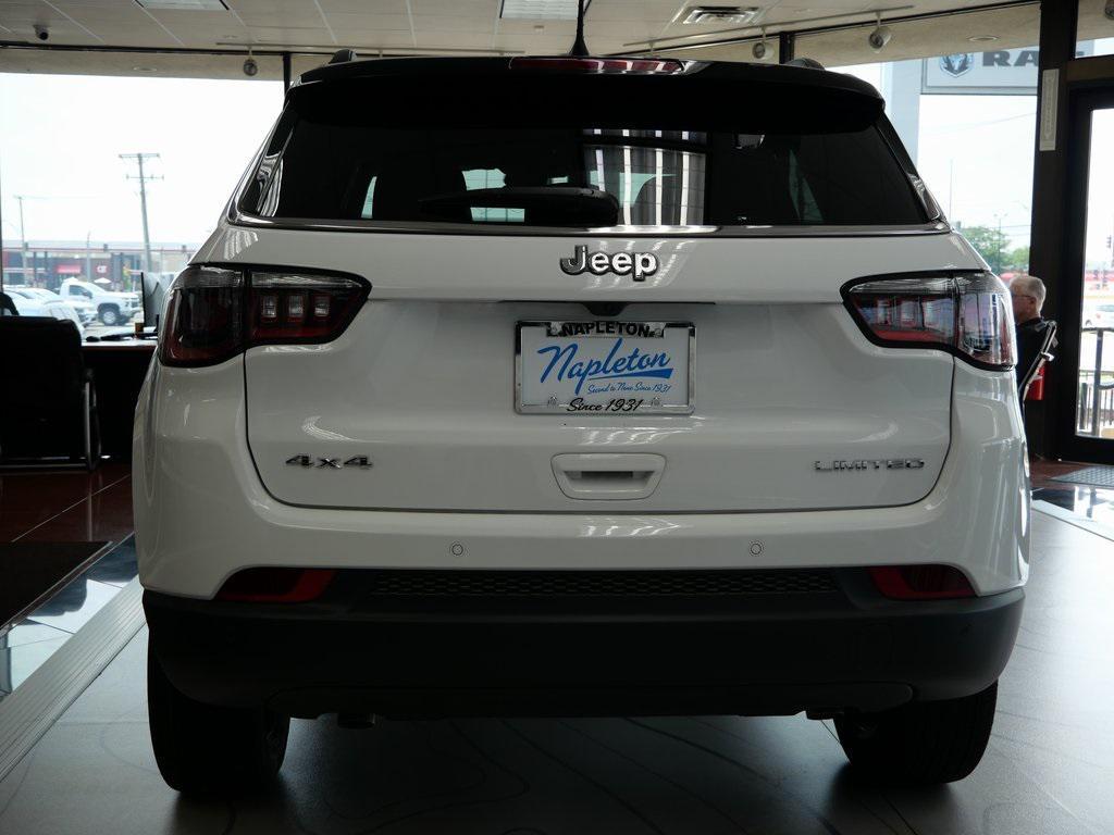 new 2025 Jeep Compass car, priced at $28,762