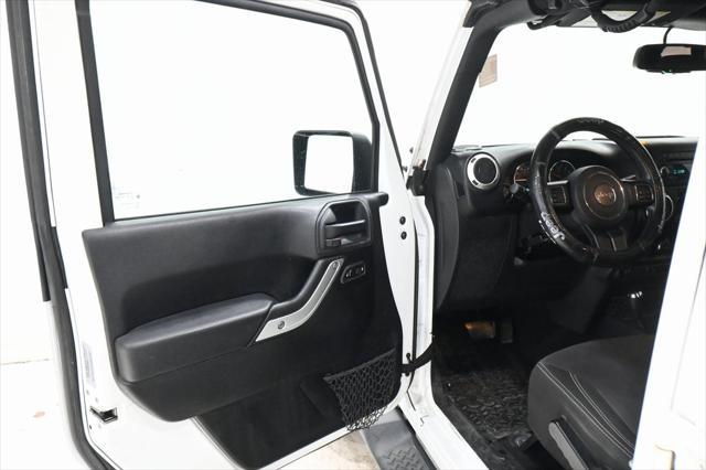 used 2015 Jeep Wrangler Unlimited car, priced at $15,500