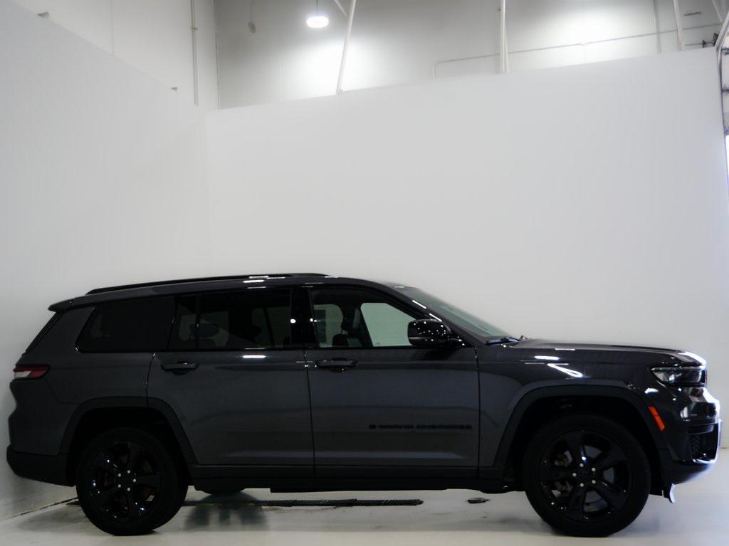 used 2021 Jeep Grand Cherokee L car, priced at $27,800