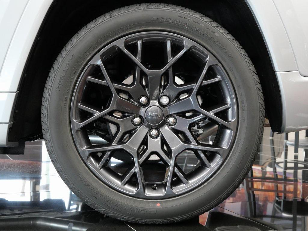 new 2025 Jeep Grand Cherokee car, priced at $60,485