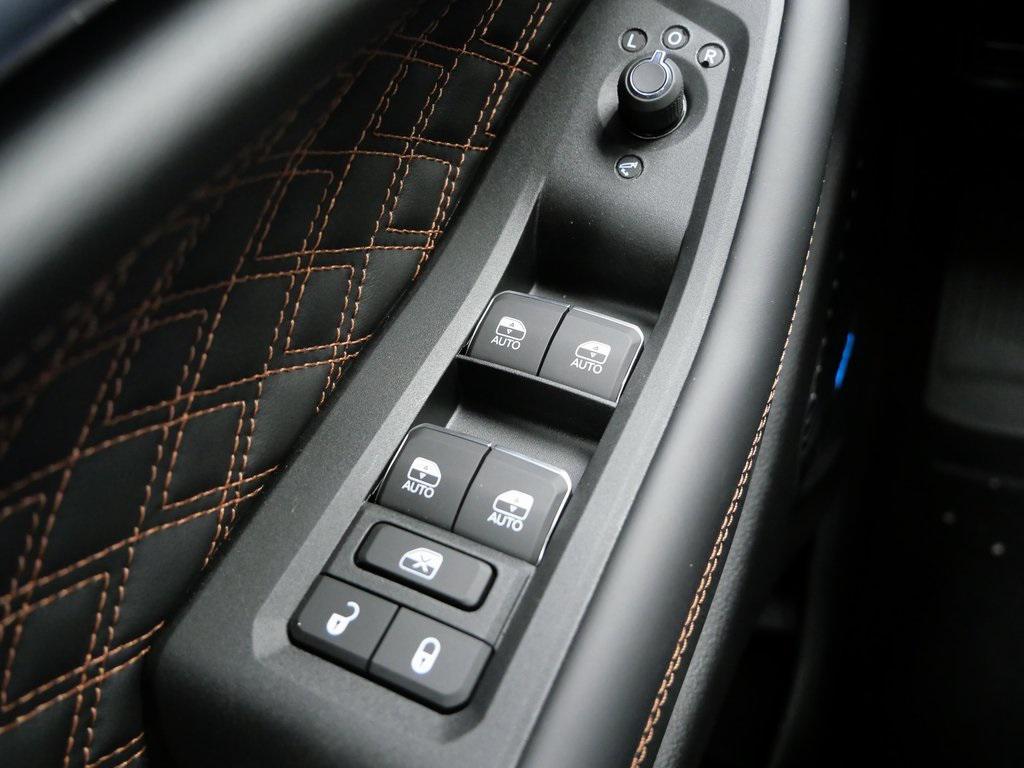 new 2025 Jeep Grand Cherokee car, priced at $60,485