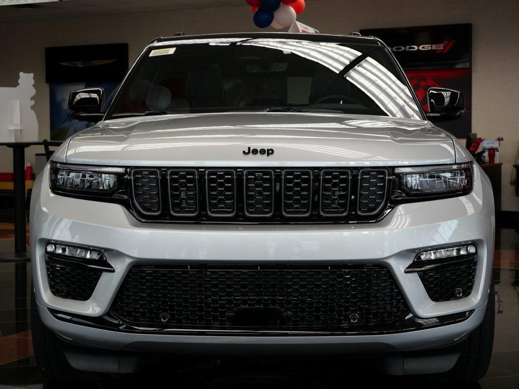 new 2025 Jeep Grand Cherokee car, priced at $60,485