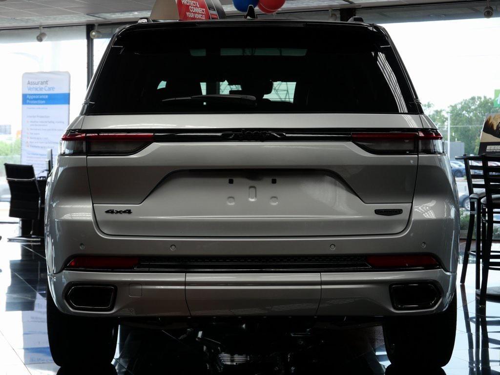 new 2025 Jeep Grand Cherokee car, priced at $60,485