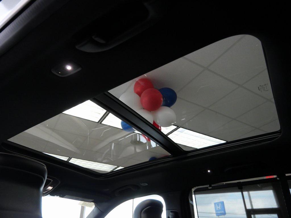 new 2025 Jeep Grand Cherokee car, priced at $60,485