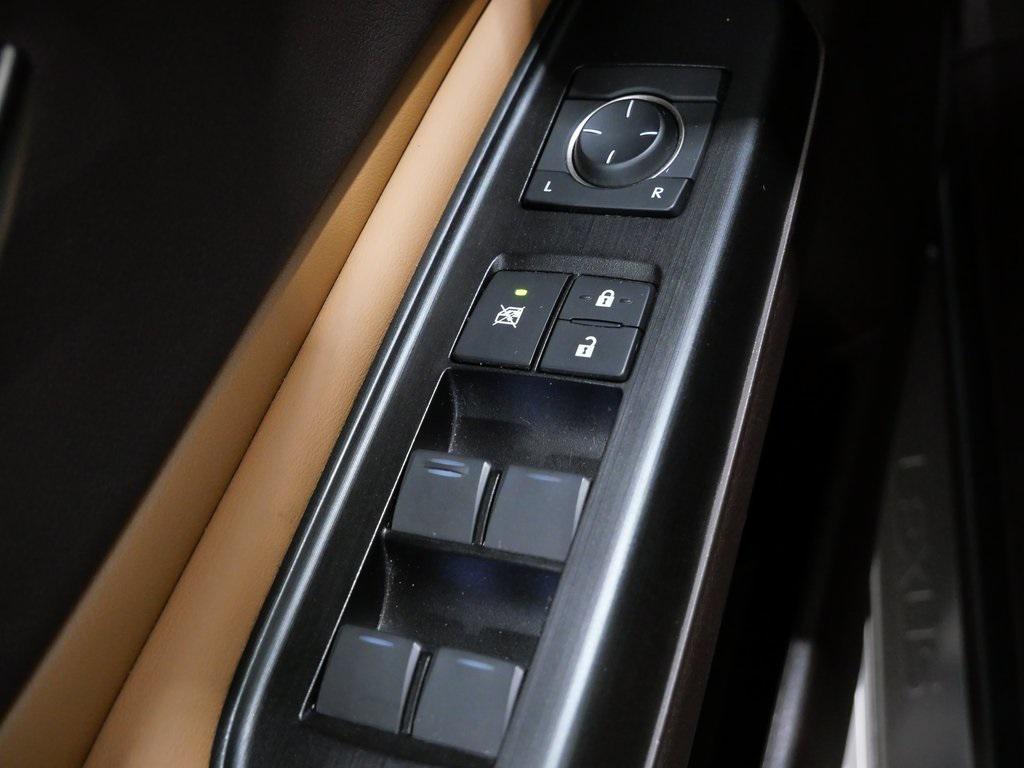 used 2019 Lexus ES 350 car, priced at $27,900