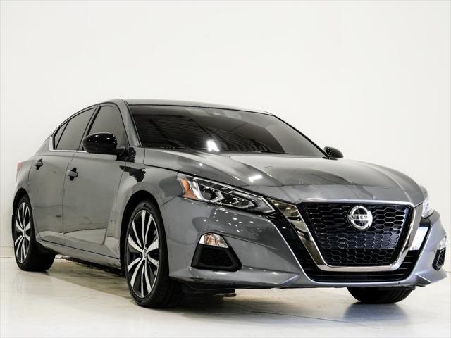 used 2022 Nissan Altima car, priced at $20,000
