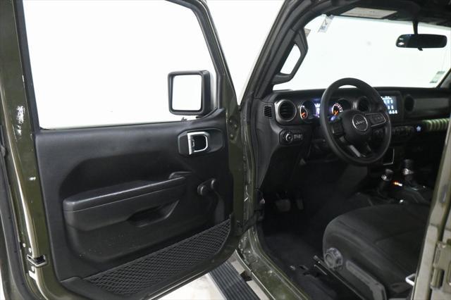 used 2022 Jeep Wrangler Unlimited car, priced at $27,600