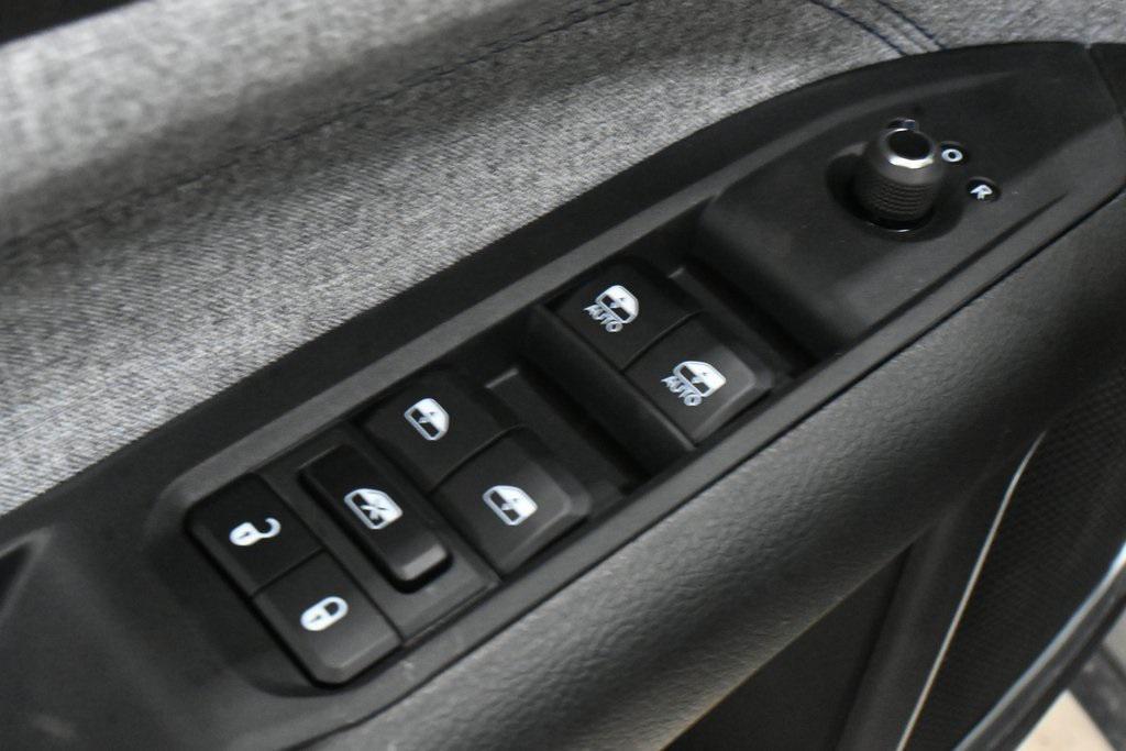 new 2025 Jeep Compass car, priced at $23,034