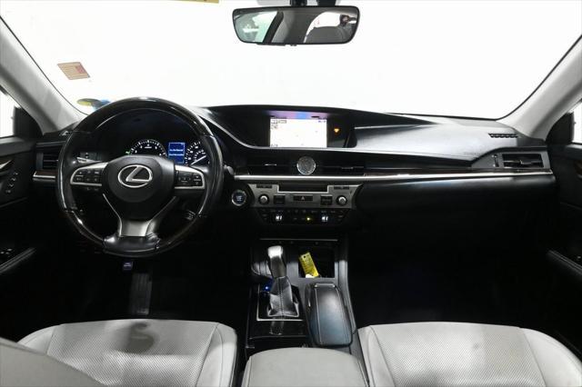 used 2016 Lexus ES 350 car, priced at $19,800