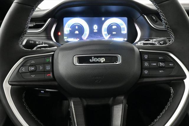 new 2025 Jeep Grand Cherokee car, priced at $47,900