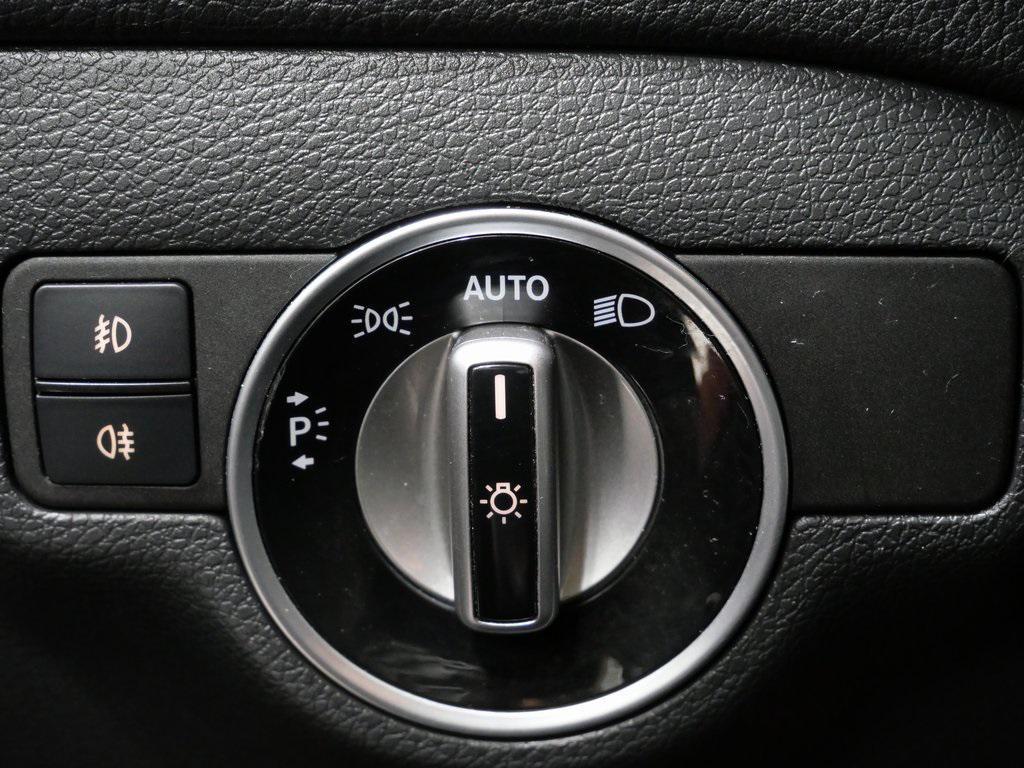 used 2020 Mercedes-Benz GLA 250 car, priced at $19,400