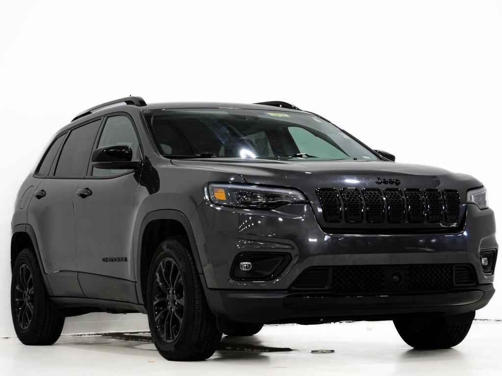used 2023 Jeep Cherokee car, priced at $20,800