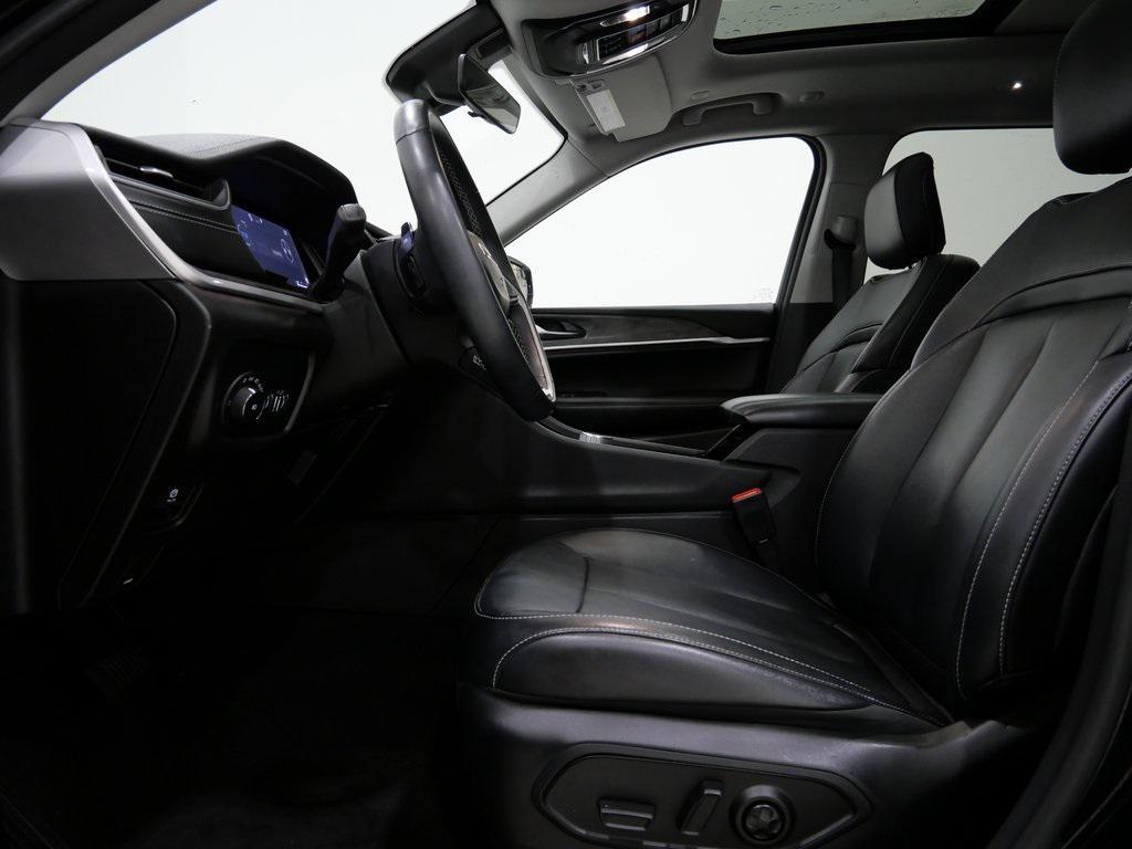 used 2022 Jeep Grand Cherokee L car, priced at $28,000