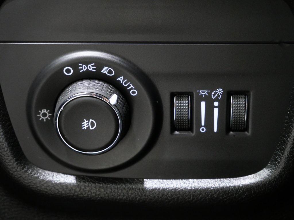 used 2022 Jeep Grand Cherokee L car, priced at $28,000