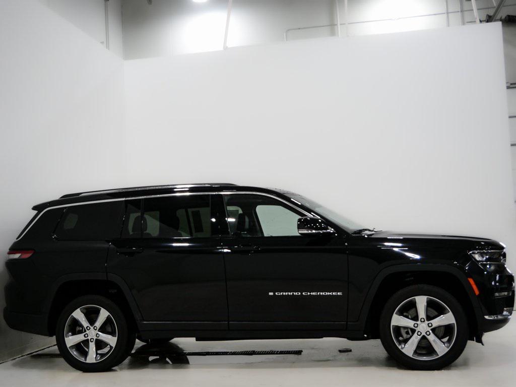 used 2022 Jeep Grand Cherokee L car, priced at $28,000