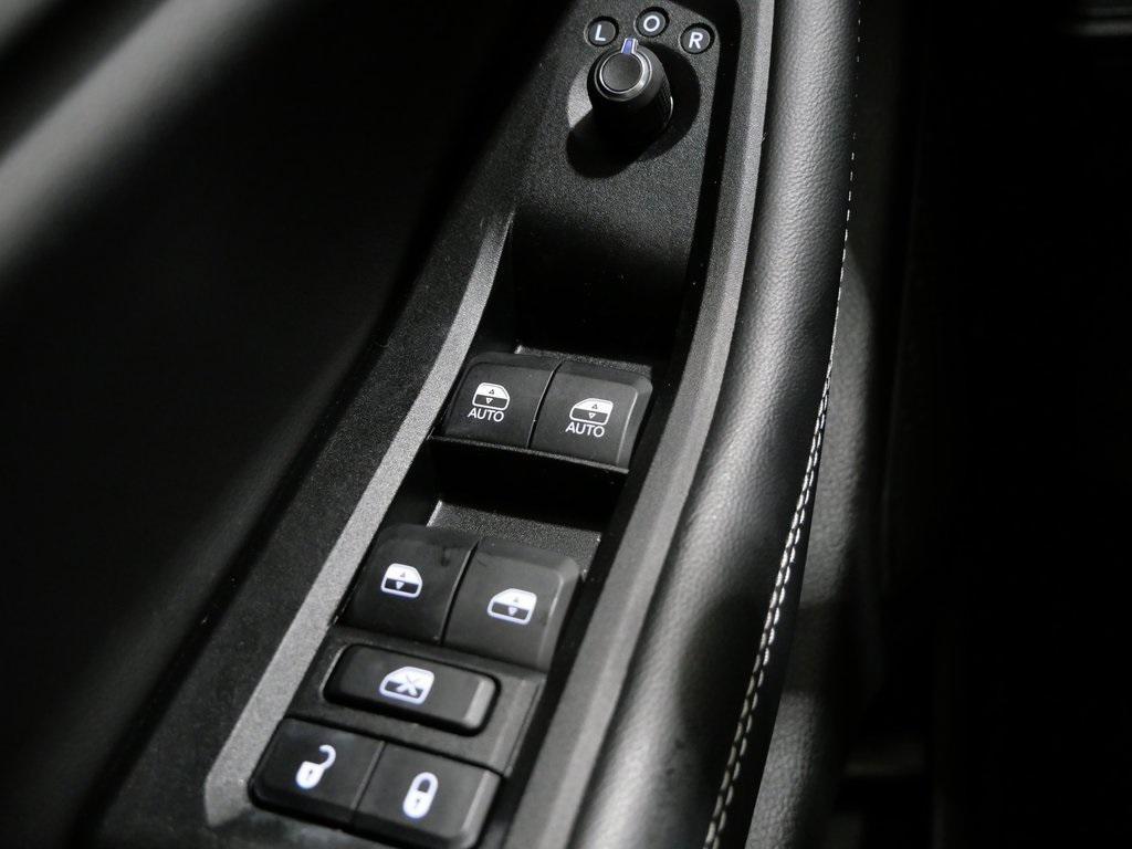 used 2022 Jeep Grand Cherokee L car, priced at $28,000