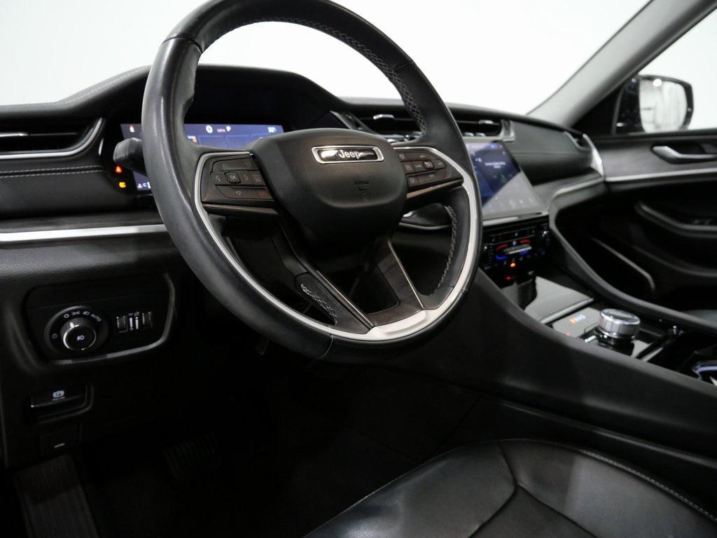 used 2022 Jeep Grand Cherokee L car, priced at $28,000