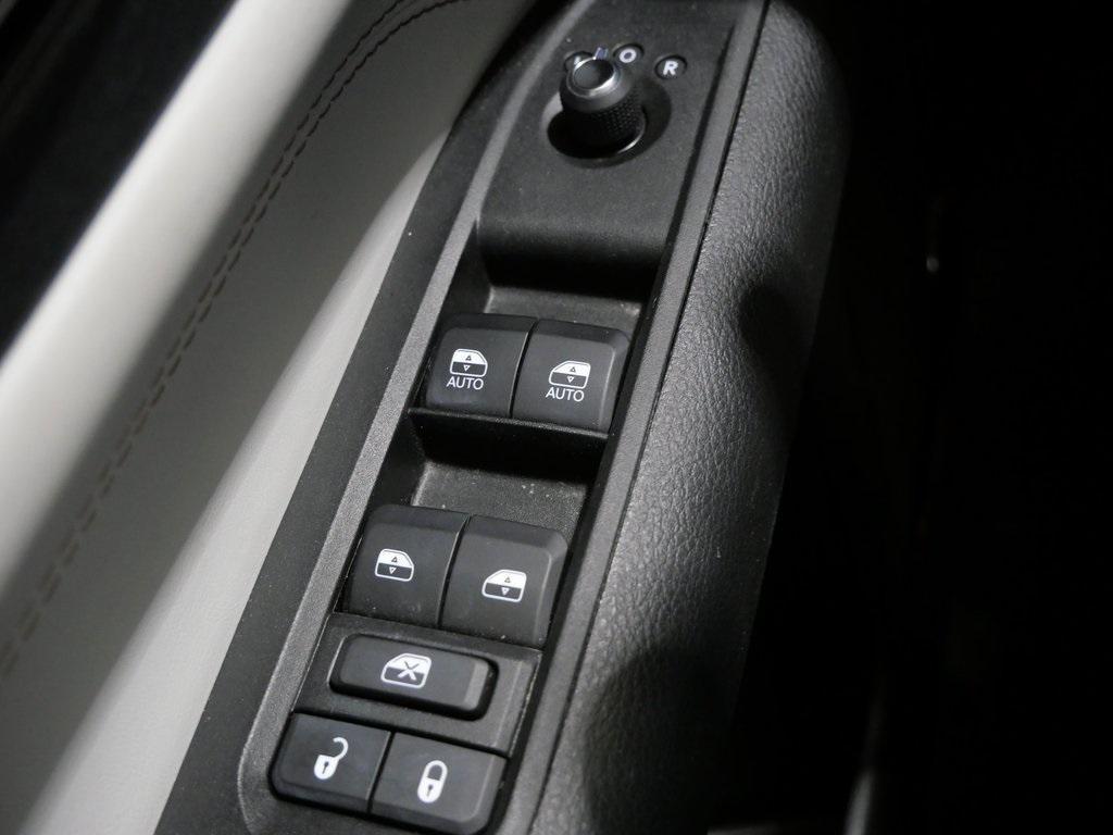 used 2022 Jeep Compass car, priced at $21,800