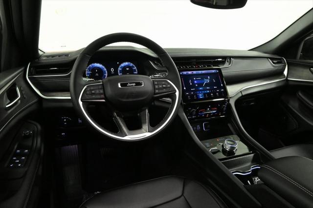 new 2025 Jeep Grand Cherokee car, priced at $47,536