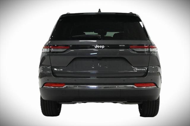 new 2025 Jeep Grand Cherokee car, priced at $47,536