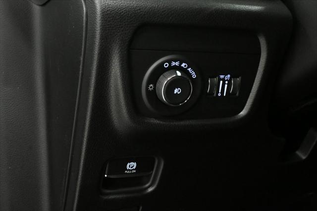 new 2025 Jeep Grand Cherokee car, priced at $47,536