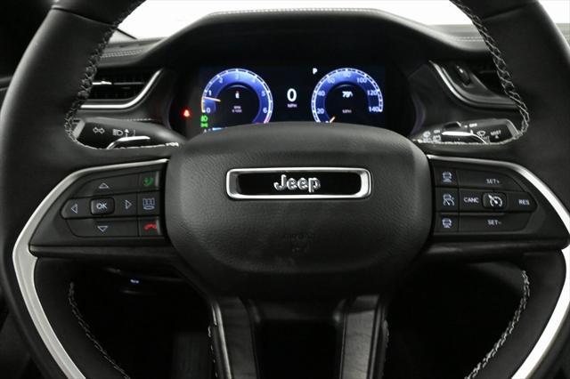 new 2025 Jeep Grand Cherokee car, priced at $47,536
