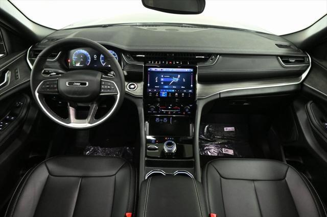 new 2025 Jeep Grand Cherokee car, priced at $47,536