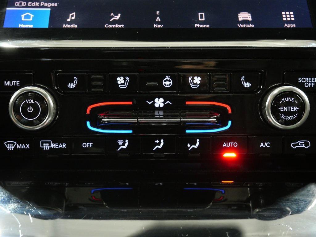 used 2022 Jeep Grand Cherokee car, priced at $35,000