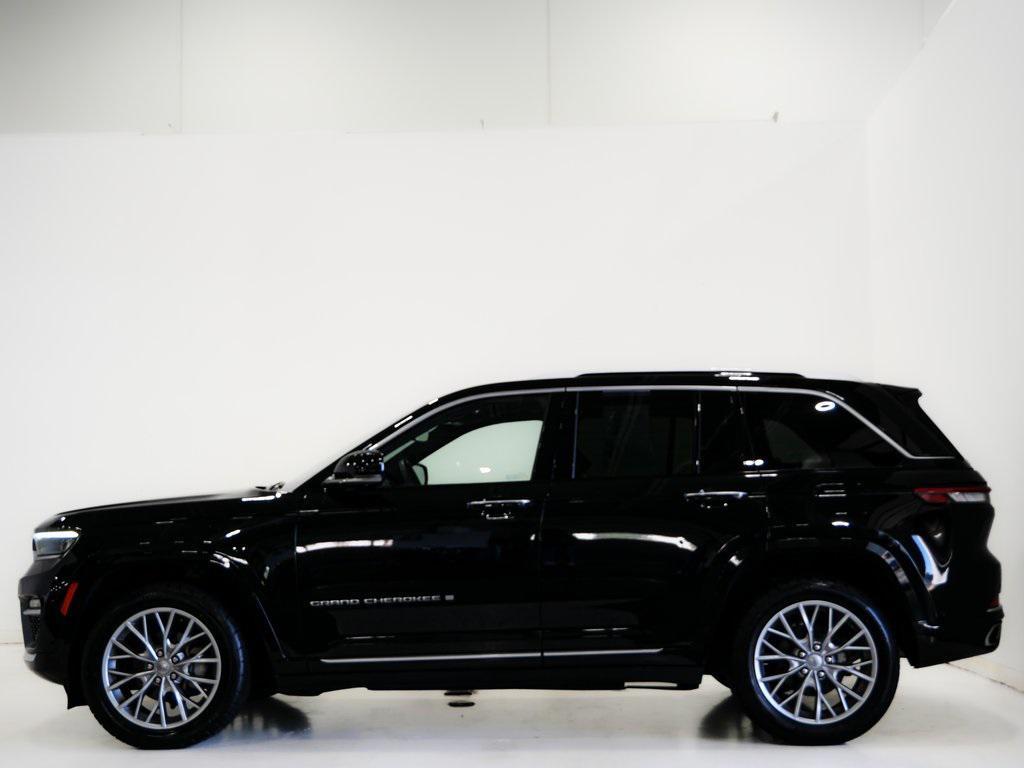 used 2022 Jeep Grand Cherokee car, priced at $35,000