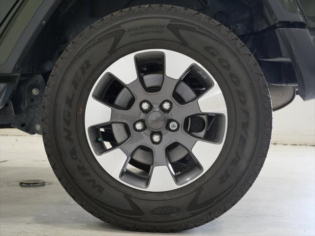 used 2022 Jeep Wrangler Unlimited car, priced at $33,000