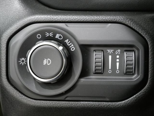 used 2022 Jeep Wrangler Unlimited car, priced at $33,000
