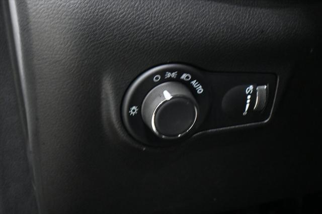 new 2025 Jeep Compass car, priced at $25,974