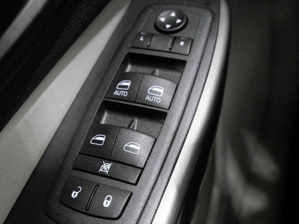 used 2020 Jeep Cherokee car, priced at $16,500