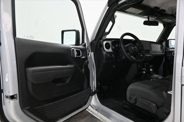 new 2024 Jeep Wrangler car, priced at $37,083