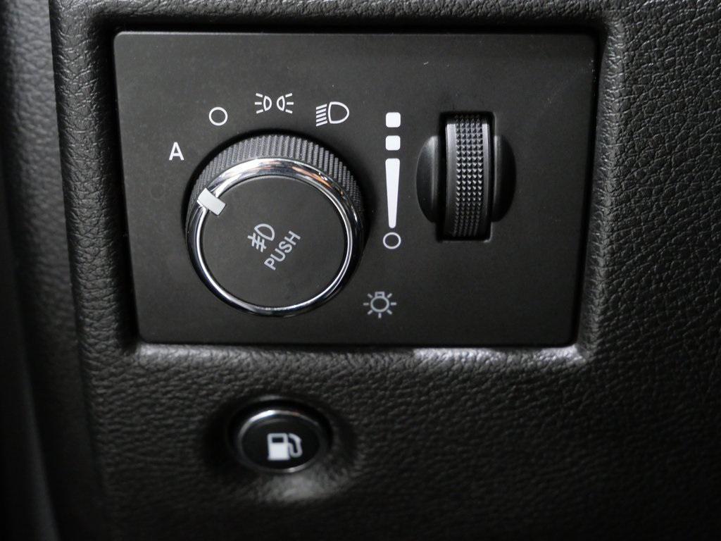 used 2021 Jeep Grand Cherokee car, priced at $23,000