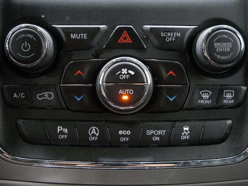 used 2021 Jeep Grand Cherokee car, priced at $23,000