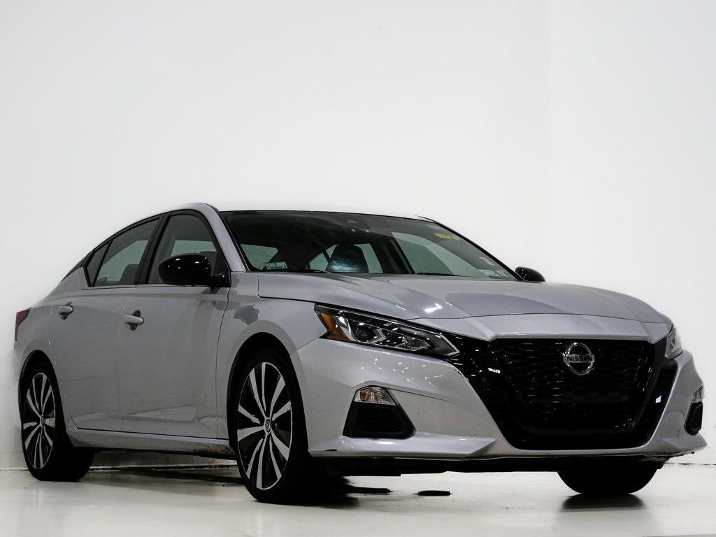 used 2022 Nissan Altima car, priced at $17,900