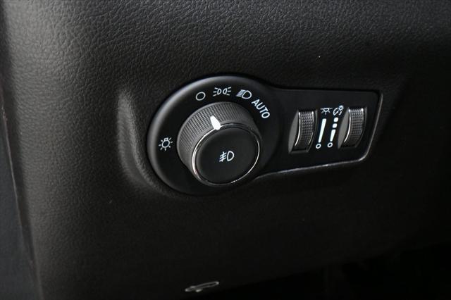 new 2025 Jeep Compass car, priced at $27,193