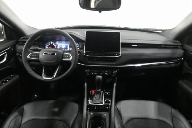 new 2025 Jeep Compass car, priced at $27,193