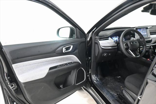 new 2025 Jeep Compass car, priced at $26,122
