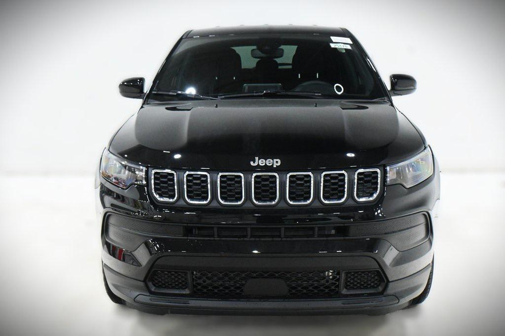 new 2025 Jeep Compass car, priced at $23,854