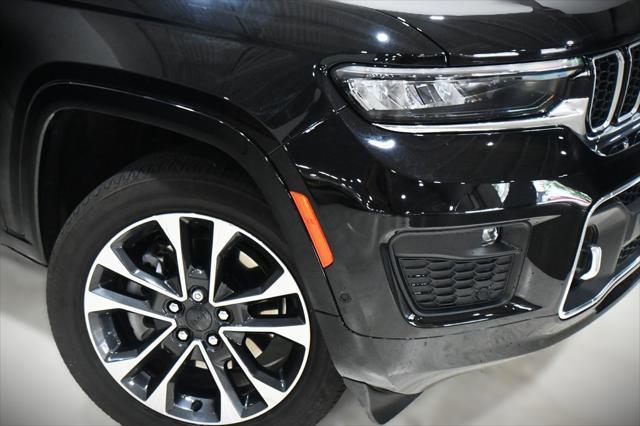 used 2024 Jeep Grand Cherokee car, priced at $32,500