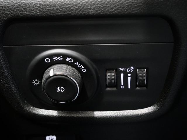 used 2024 Jeep Grand Cherokee car, priced at $32,000