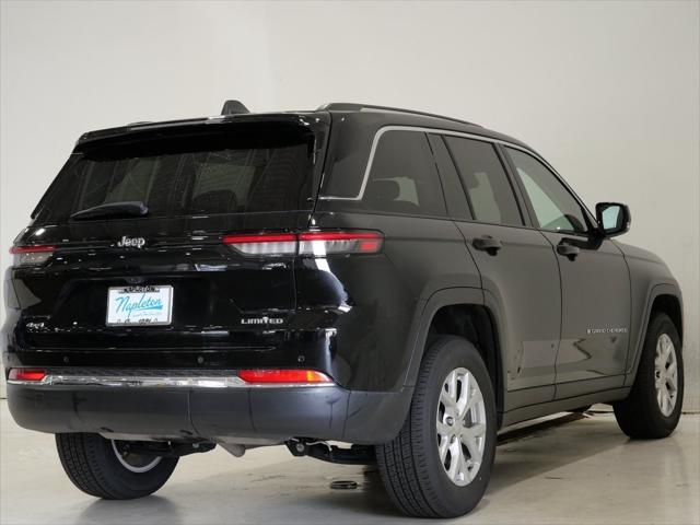 used 2024 Jeep Grand Cherokee car, priced at $32,000